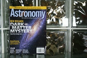 Astronomy Magazine - October 2018 - Dark Matter Mystery - Imagen 1 de 1