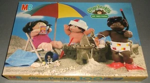 MB Cabbage Patch Kids 100 Piece Puzzle Summer Fun Beach Sand Sandcastle 1984 - Picture 1 of 1