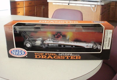 NHRA RACING CHAMPIONS 1/24 TOMMY JOHNSON JR 1995 MOPAR TOP FUEL 1ST YR. RELEASE - Image 1 of 4