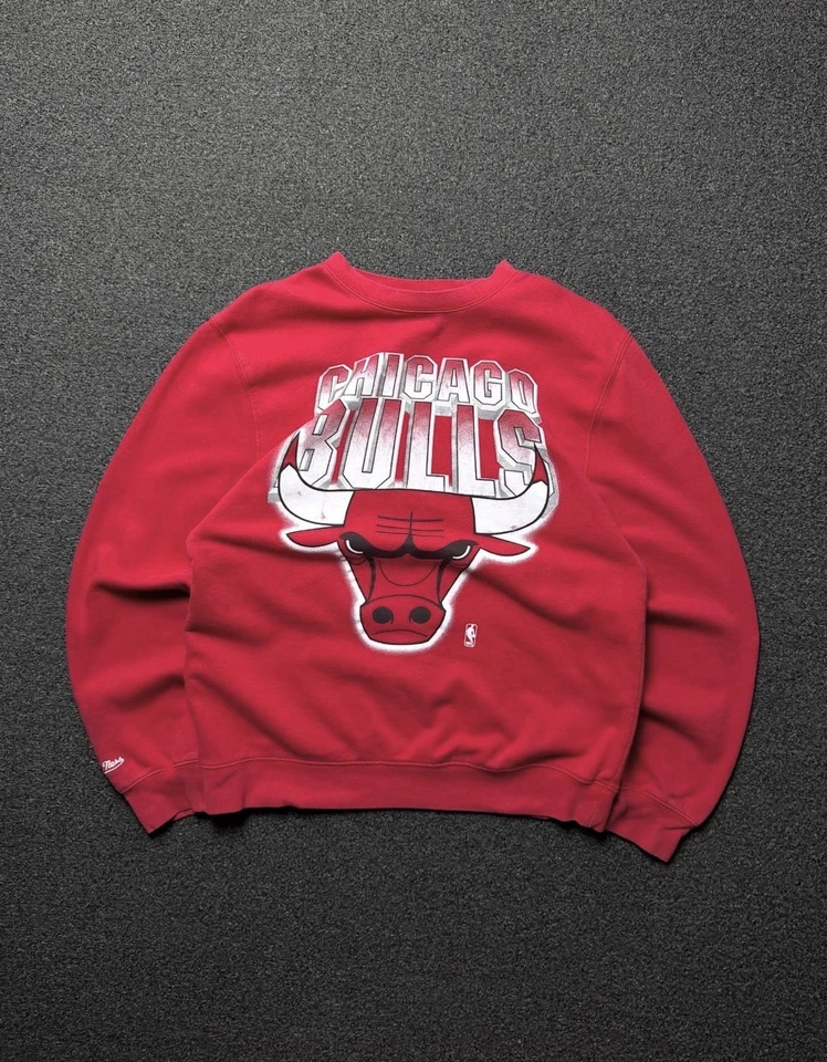 Mitchell & Ness 芝加哥公牛队圆领运动衫红色男式 M 大标志 NBA — 第 1/4 张图片