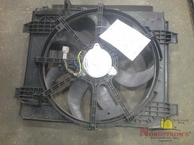 2015 Nissan Sentra Radiator Cooling Fan Assembly - Imagem 1 de 4
