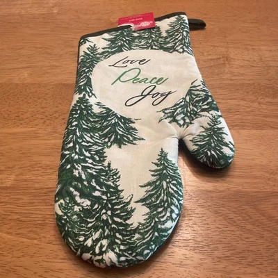 NWT~ Christmas / Holiday Oven Mitt~ 7” x 13” ~ Cotton~ Love Peace Joy~ Cotton - Image 1 of 4