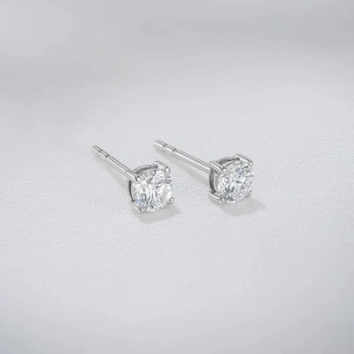 1ct VS1 E colour diamond earrings set in 18k white/yellow gold - Image 1 of 4