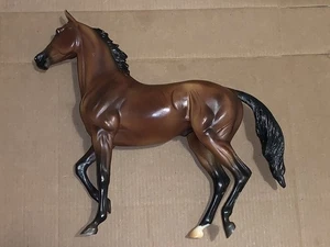 Breyer Vintage 0421gcdg Model Horse Collectible - Picture 1 of 13