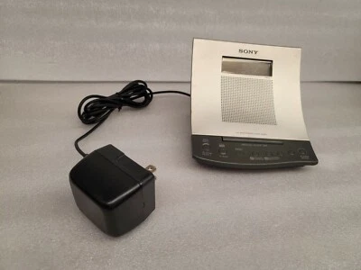 Sony ICF-C703 AM / FM Clock Radio - Image 1 of 2