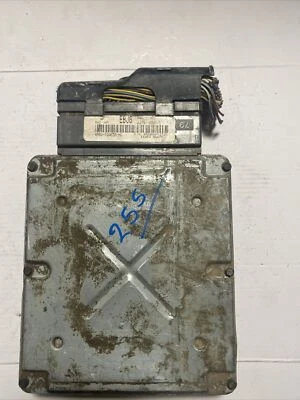 Motor computador 2004 Mazda 6 AJY9-18-881S EBJ6 / 4m8u-12a650-hg- 3.0L MT PCM - Imagem 1 de 3