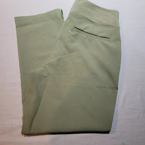 Kirkland Signature M Ladies Ankle Pants Olive Green Inseam 26.5" New With Tags - Picture 1 of 10
