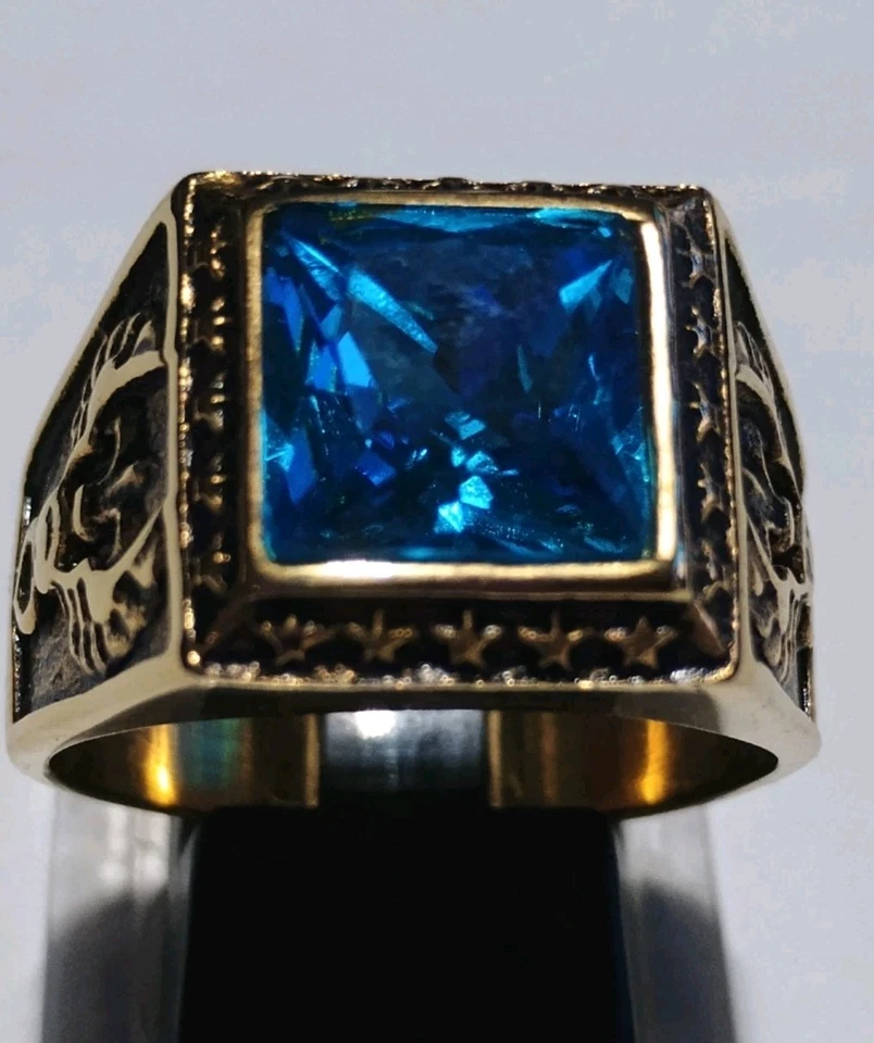 Anillo de hombre piedras azules chapado en oro de acero inoxidable talla 12 Foto 1 de 4