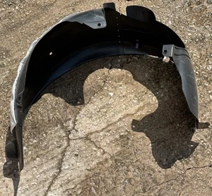 GENUINE NEW HYUNDAI KONA MK2 18 - 25 REAR LEFT WHEEL ARCH LINER PN 86822J9CA0 - Picture 1 of 5