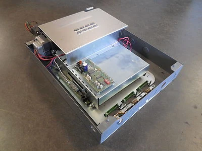 USED Trane BMTU000AAAS6770001000200 Universal PCM Programmable Control Module NC - Image 1 of 4