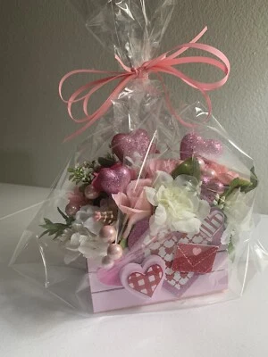 Valentine Pink Mini Wood Crate  Glitter Hearts Roses Table Tray Decoration - Image 1 of 4