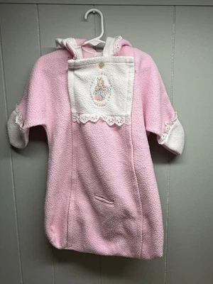 Vintage QUILTEX Beatrix Potter Bebé Vellón Con Capucha 1 pieza Bunting - Recién Nacido Foto 1 de 4