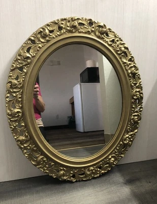 Antique VTG Ornate Carved Wood Oval Wall Mirror Gold Gilt Scroll  23.5 X 27.5 - Image 1 of 4