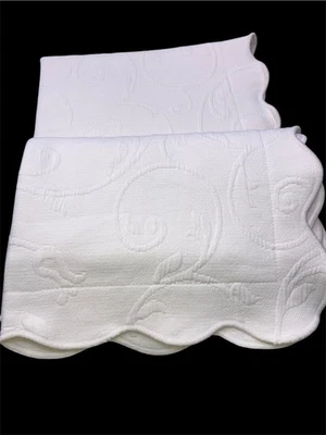 Linea Casa Por SFERRA Marfil 2 H Shams Matelasse Portugal Lujo País Francés Foto 1 de 4