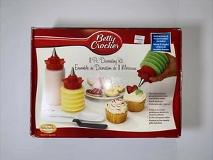 Bet Crock 11 Piece Decorating Kit with Booklet Original Box  - Picture 1 of 12