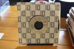 CLIFF RICHARD "NEVER SAY DIE / FRONT PAGE" 45 RPM 7" VG+ RECORD [D33-108] - Picture 1 of 4