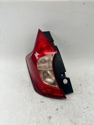 OEM 2014 2015 2016 2017 2018 2019 NISSAN VERSA NOTE LUZ TRASERA IZQUIERDA LUZ TRASERA IZQUIERDA Foto 1 de 4