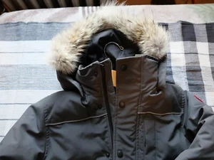 BOYS CANADA GOOSE JACKET - Picture 1 of 18