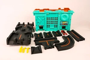 Hot Wheels City Town Center - Picture 1 of 5