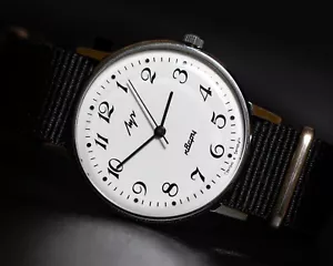 Luch Soviet Herren Armbanduhren Klassisch Vintage Quartz Watch - Bild 1 von 6