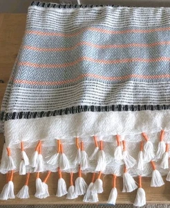 Anthropologie Talma Tasseled Throw Decke 50x70 Acryl Baumwolle Poly Wolle - Bild 1 von 5