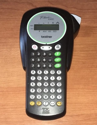 Brother  P-Touch 1000 Beschriftungsgerät in schwarz, DEFEKT - Bild 1 von 2