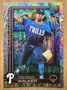 2025 Topps Series 2 - Taijuan Walker #351 Holo Foil Philadelphia Phillies - Picture 1 of 2