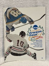 RARE 2002 NCAA Hockey Frozen Four Program, Minnesota Gophers, Maine Black Bears!