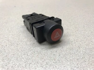 Unidad de control de fábrica de luces de peligro Infiniti G35 03 06 - Imagen 1 de 3