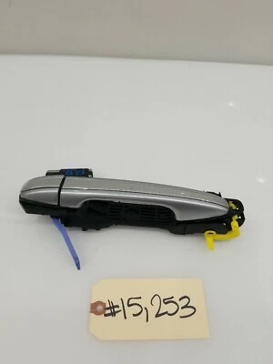 Subaru Impreza Wrx Sti 2014 manija de puerta trasera derecha pasajero Rh con tira cromada Foto 1 de 4