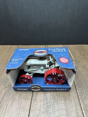 Ertl 1990 Special Edition Fordson Model F Tractor #872, 1/16 scale, Made in USA - Image 1 of 4