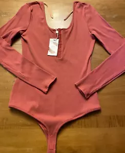 Chelsea & Violet Juniors Bodysuit rose colored long Sleeves scoop Neck XL nwt - Picture 1 of 7