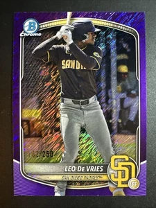 Bowman 2025 cromo béisbol Leo De Vries púrpura brillo/250 #BCP-204 Padres - Imagen 1 de 2