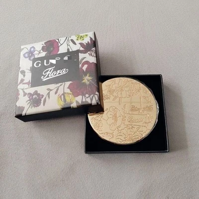 Novelty Mirror MakeUp Mirror With Box - Image 1 of 4