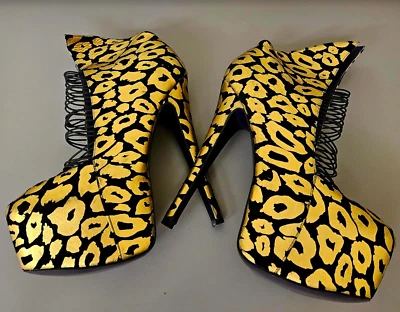 NUEVO London Trash "Ceres" Dorado Metálico Guepardo Talla 10 Stiletto Plataforma Sexy Foto 1 de 4