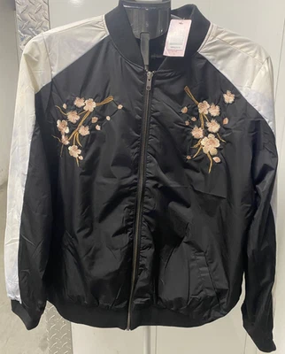 Torrid Black Skull Floral Embroidered Bomber Zip Up Jacket Size 1-NWT - Image 1 of 4