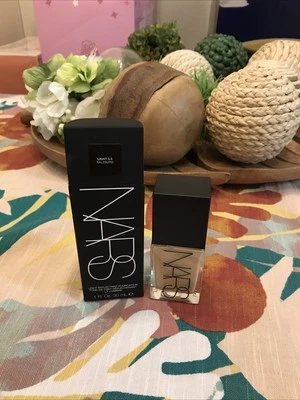 Nars Light Reflecting Foundation LIGHT 3.5 Salzburg- Full Size 30mL / 1 Oz. - Image 1 of 4
