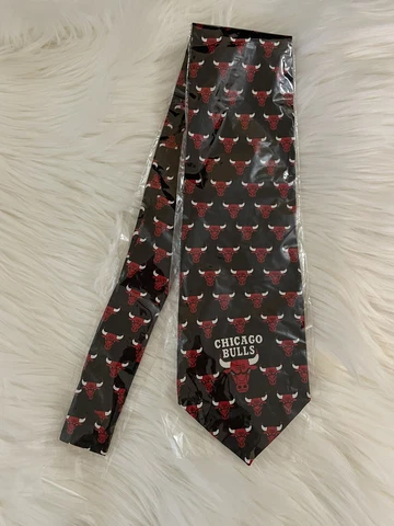 RM Style Chicago Bulls Mens Neck Tie NBA Basketball Official License NWT Cover