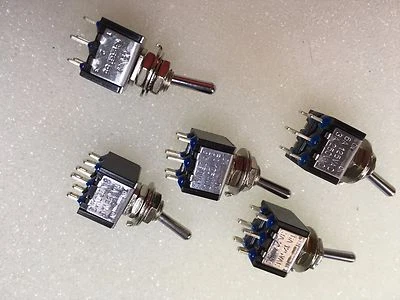 2K140 5 x Mini 3A DPDT On-On Switch Ideal for Model Railways Use Etc 1st ClassPo - Image 1 of 4