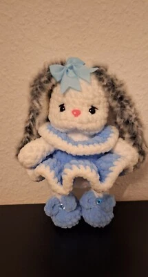 hase gehäkelt. amigurumi. Kuscheltier ca 26-27 cm. Geschenk Ostern  - Bild 1 von 2