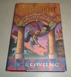 ~Harry Potter and the Sorcerer's Stone by J.K. Rowling Hardcover HCDJ~ - Bild 1 von 4