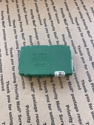 92-94 LEXUS SC300 SC400 TOYOTA INTEGRATION RELAY ECU FUSE MODULE 82641-24070 - Image 1 of 4