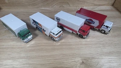 Hot Wheels Team Transport Trucks Sakura Sprinter Lote (X4) Camiones Sueltos Solo Foto 1 de 4