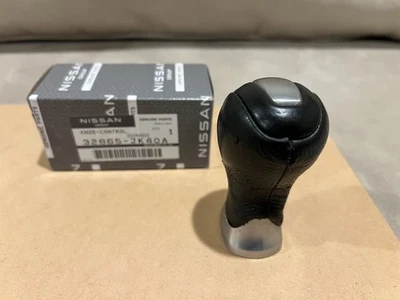 NISSAN SKYLINE INFINITI G37 G35 V36 07-13 Shift Knob Manual 32865-JK40A OEM - Image 1 of 4