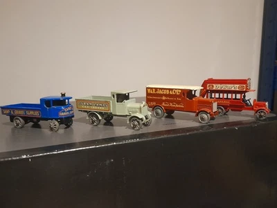 😎 JOB LOT OF 4 EARLY MATCHBOX MODELS OF YESTERYEAR GOOD CONDITION  - Image 1 of 4