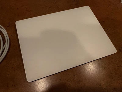 Apple Magic Trackpad 2 A1535 White Bluetooth Wireless, Rechargeable, Multi-Touch - Image 1 of 4