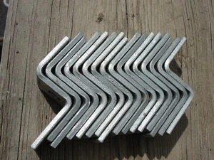 Unistrut P1045 Silver Galvanized 3-Hole Z Shape Bracket 16pcs - Picture 1 of 3