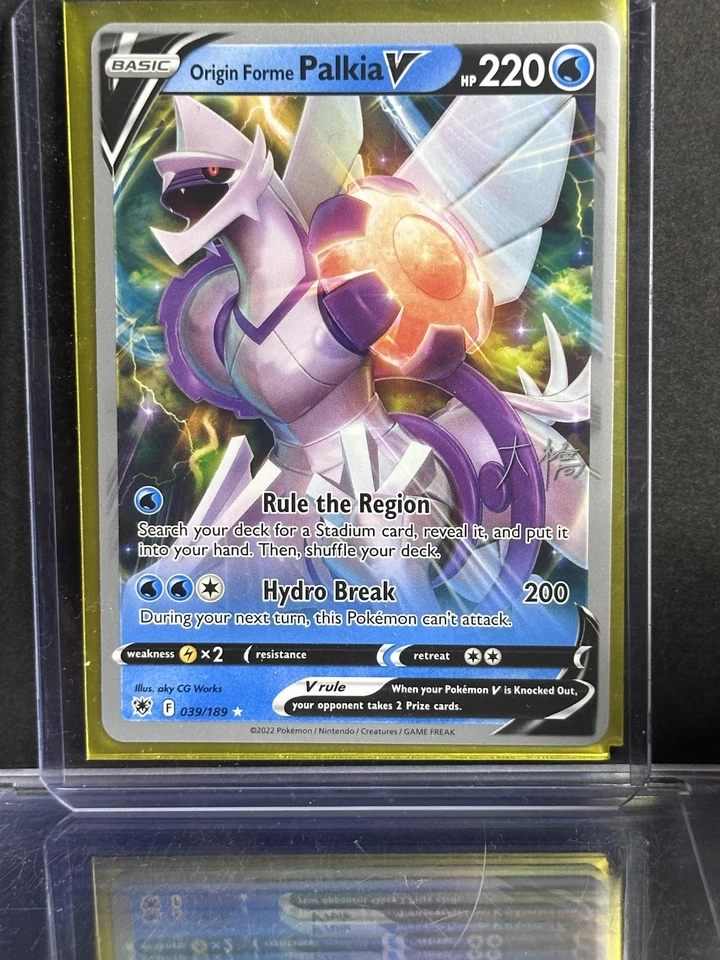 SWSH10: Astral Radiance #039/189 Origin Forme Palkia V - Image 1 of 1