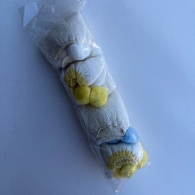 4 Pack Women's VTG Socks Pom Pom Ankle Cotton Blend Size 9-11 90s 80s USA NOS - Image 1 of 4