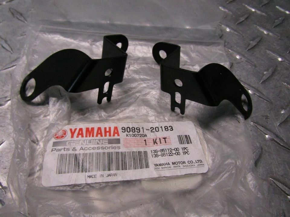 Nuevo de Lote Antiguo Yamaha YZF-R6 Kit de Soportes Reflectores OEM 90891-20183 Foto 1 de 4